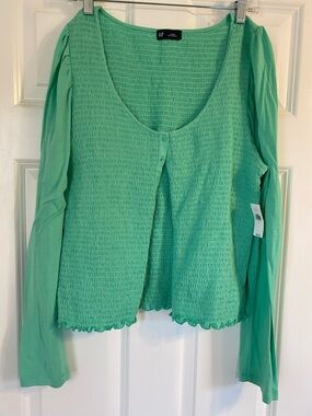 GAP NWT Mint Green Smocked Long Sleeve Top